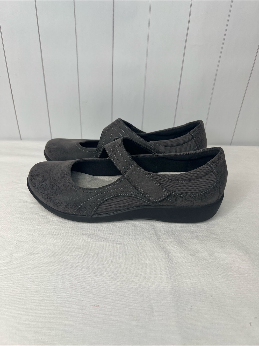 New - Clark’s Cloudsteppers - Sillian Bella - Size 9.5